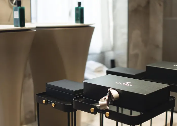 Tritone Luxury Fontana Di Trevi 4* Róma